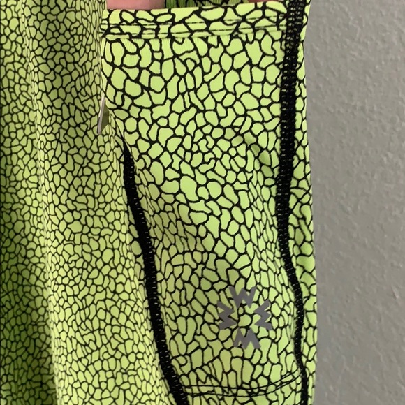 Running/workout legging - Picture 4 of 6